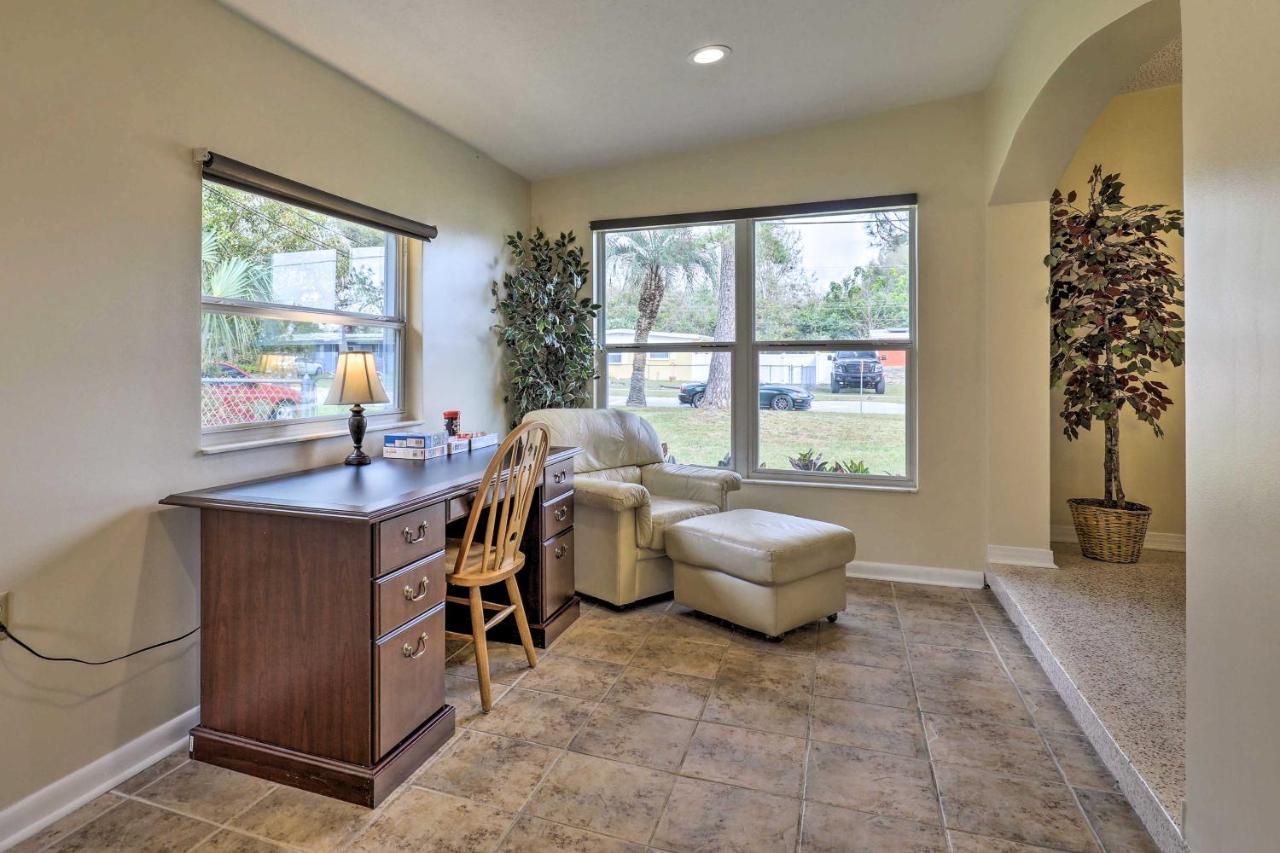 Tampa Vacation Rental Near Busch Gardens! Exterior photo